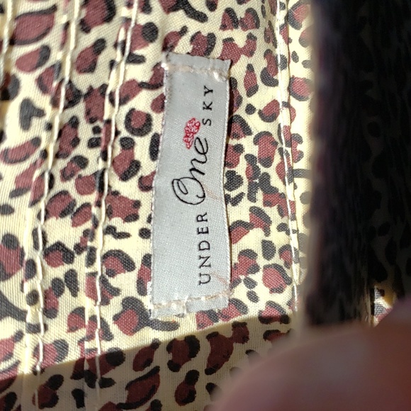 UNDER ONE SKY Crossbody with chain strap detail. cheetah print lining - Picture 6 of 13